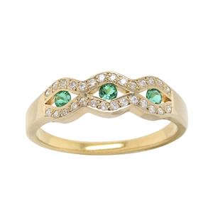 <p>Emerald & Diamond Ring</p>